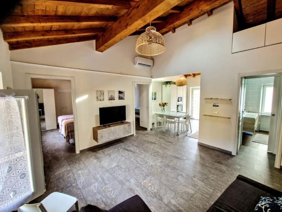 La Graziosa Fully Air Conditioned Flat Apartamento Génova